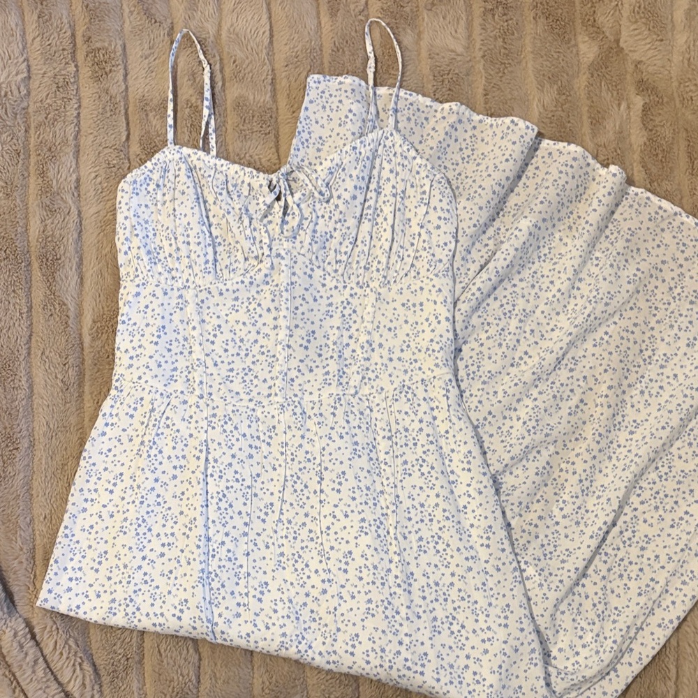 Hollister White and Blue Floral Dress